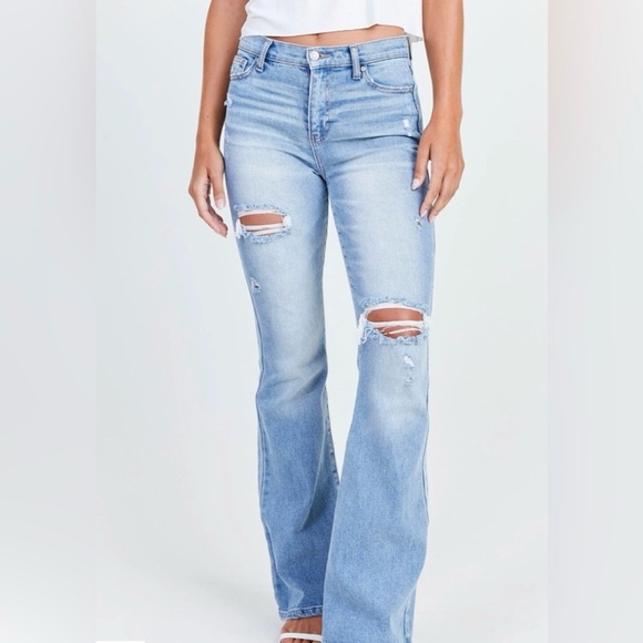 Altar'd State Denim - Altar’d State Distressed Flare Jeans Women’s 29/9 Light Wash
